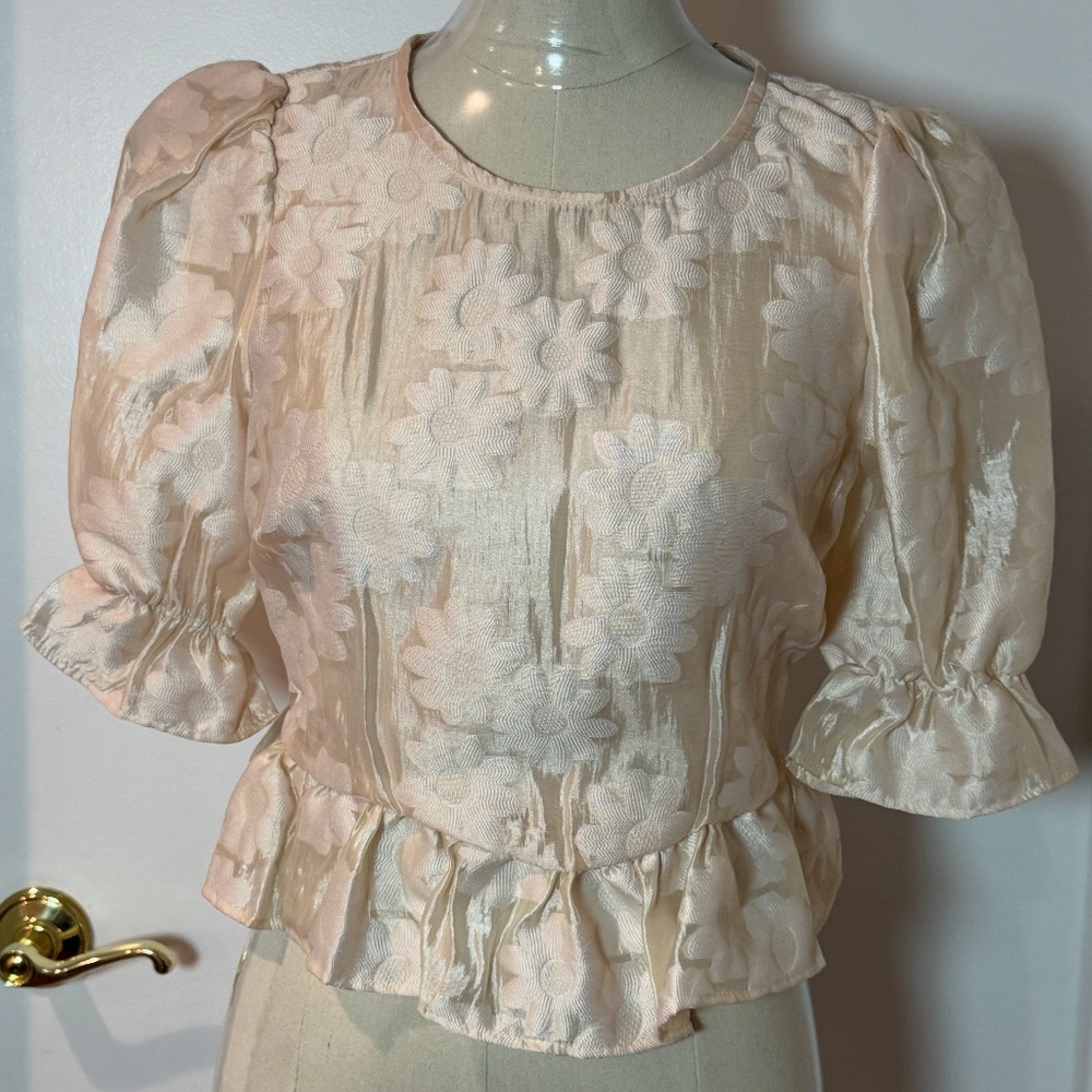 BNWT TOPSHOP Floral Peplum Top